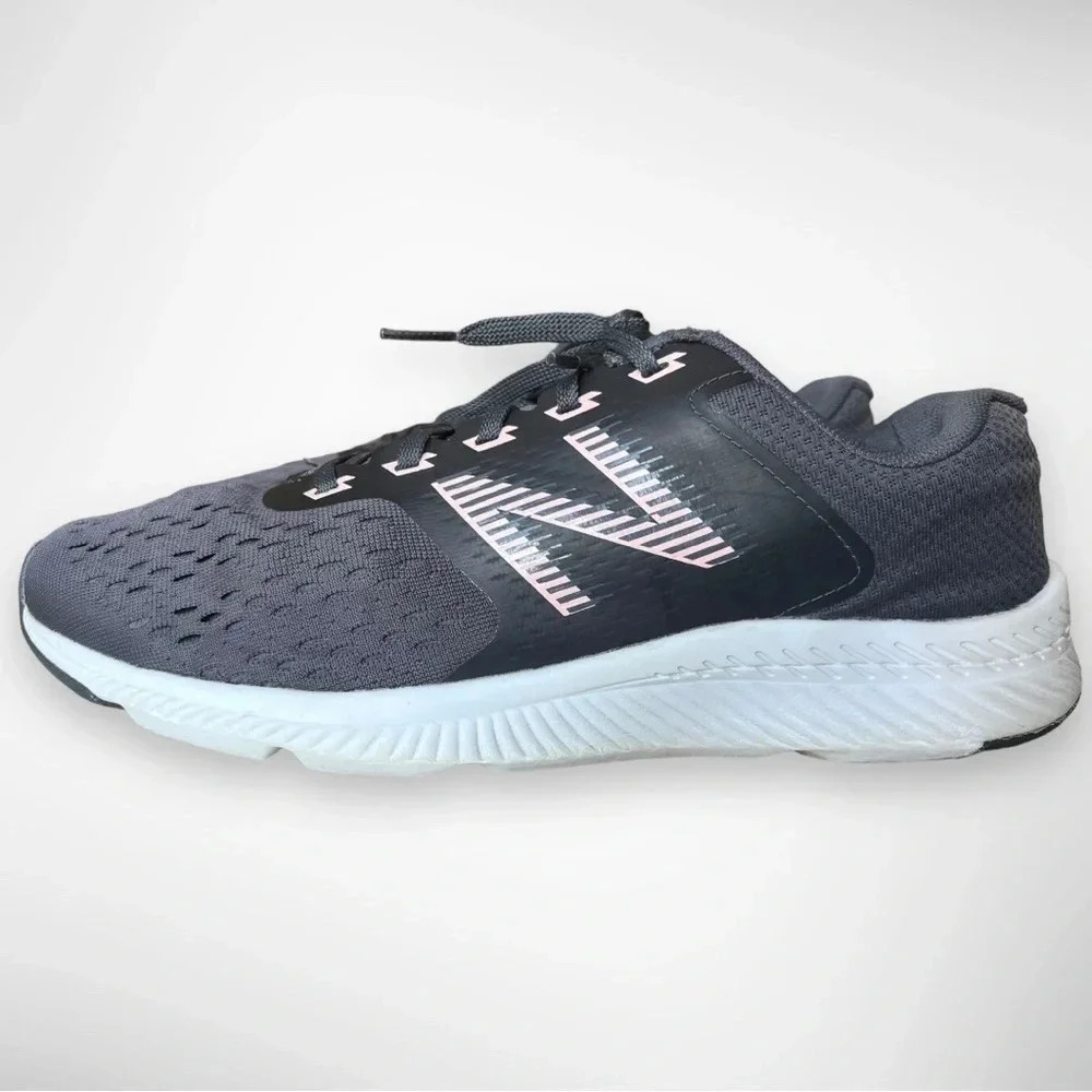 NEW BALANCE DRFT V1 Women's Gray and Pink Running Training Shoes Size‎ 10 | EUC